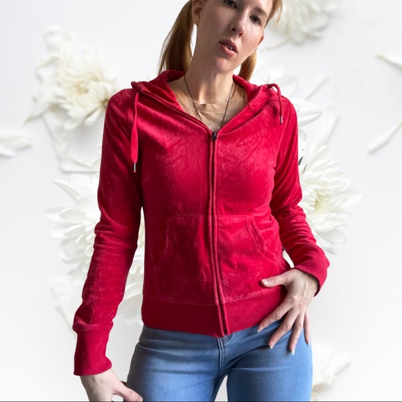 Red velvet zip up hoodie. So cosy. Excellent condition. Size M - Picture 2 of 5